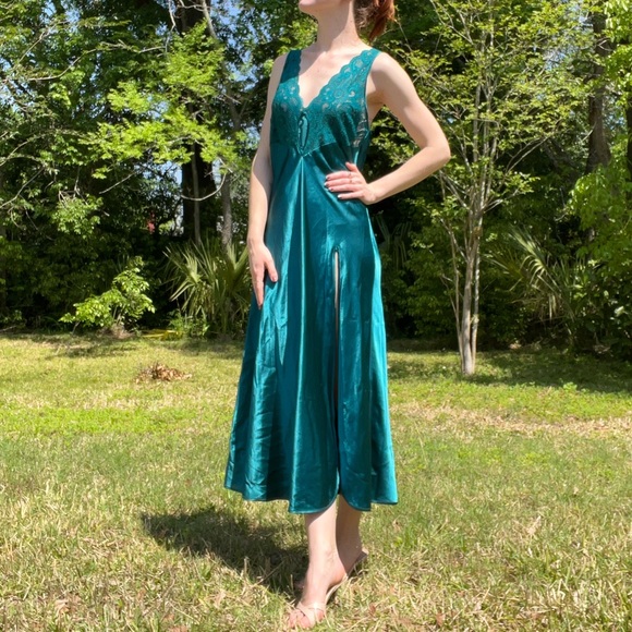 Victoria's Secret Other - Vintage Victoria’s Secret Satin Slip